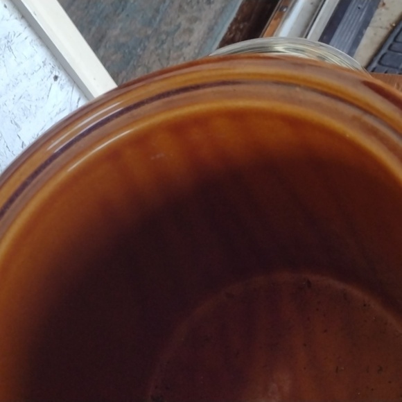 Crockery Kettle - Picture 2 of 4